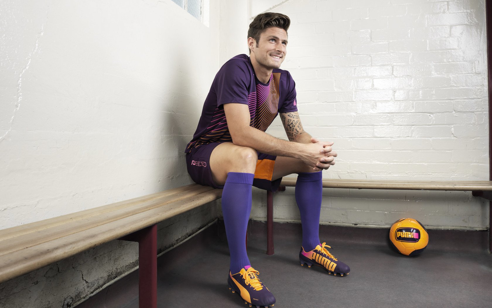 法甲：蒙彼利埃在主场爆冷击败排名前列的球队，法甲蒙彼利埃对尼姆